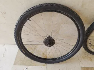 Ruedas Btwin 26 (Juego)