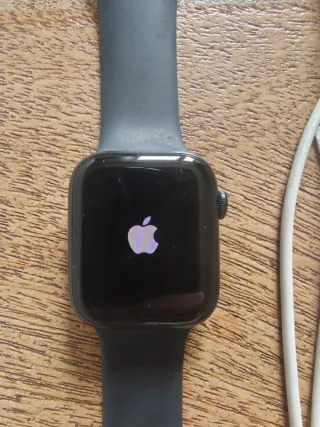 Apple Watch Series 8 45mm Negro/Gris Espacial 89%