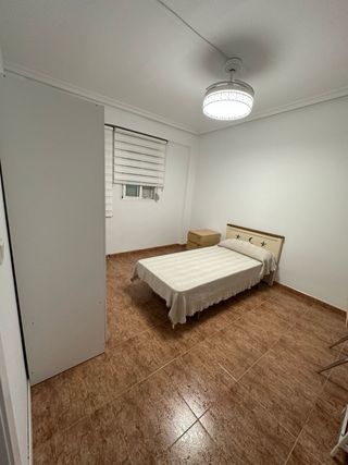 Se alquila habitación en Paiporta