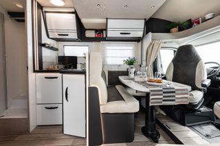 ALQUILER AUTOCARAVANA MC LOUIS MC 4 373