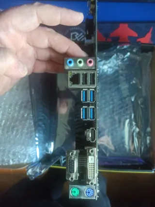 Placa Base Gigabyte B450M S2H