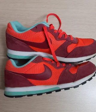 Nike MD Runner 2 Donna Tg 39