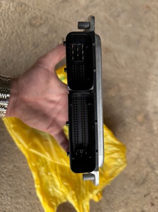 Centralita Bosch Ibiza 6L 1.9 TDI AXR