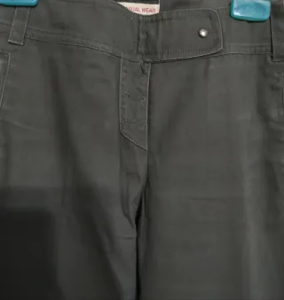 Pantalón mujer Mango verde caqui