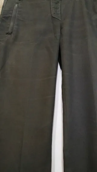 Pantalón mujer Mango verde caqui