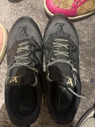 Lote 5 Pares Tenis LV, Gucci, D&G Talla 36