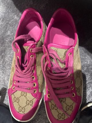 Lote 5 Pares Tenis LV, Gucci, D&G Talla 36