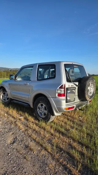 Mitsubishi Montero 2000