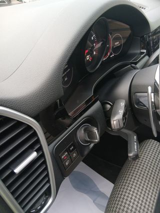 Porsche Cayenne Coupé -