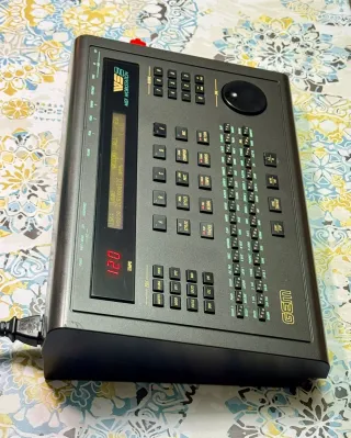 GEM WS2 MIDI Workstation con Disquetera Gotek