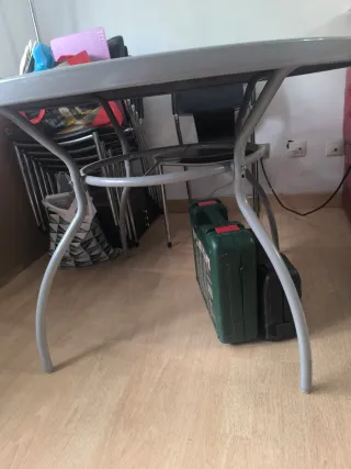 Mesa redonda jardín cristal y metal