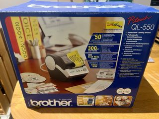 Impresora de etiquetas Brother QL-550 + rollo