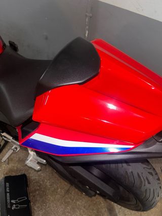 Tapa Colin para Honda CBR y CB
