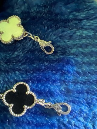 Pulsera Van Cleef & Arpels Blanca y Negra