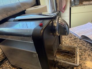 Cafetera Nespresso Krups Le Cube Negra