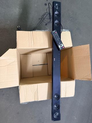 Barra de Sonido LG Negra