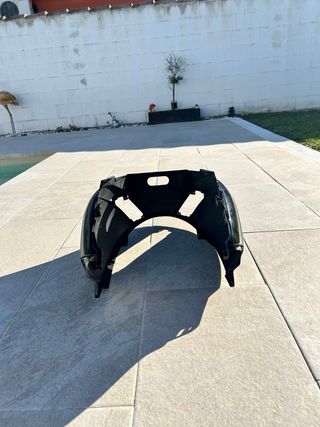 Cacha trasera Zip Negro Brillo