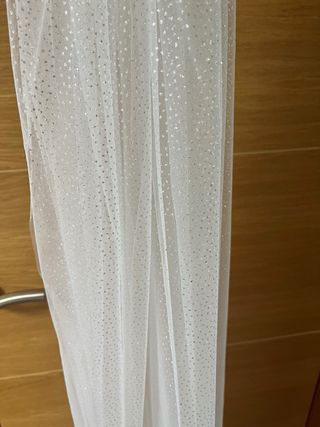 Velo de novia con detalles en purpurina