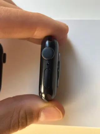 Apple Watch SE 40mm GPS + Funda Negra
