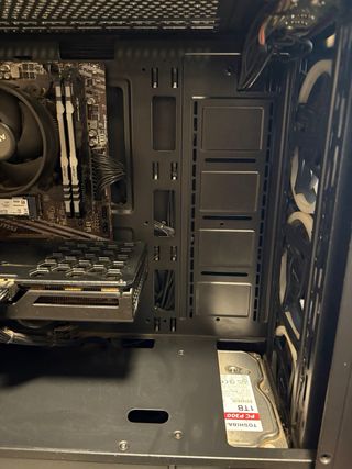 Pc gaming y la pantalla 24 “ benq 144 hz