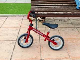 Bici sin pedales Chicco Red Bullet