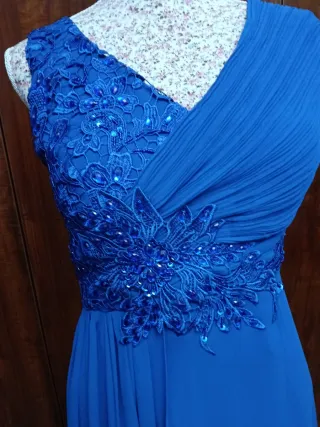 Vestido de fiesta azul