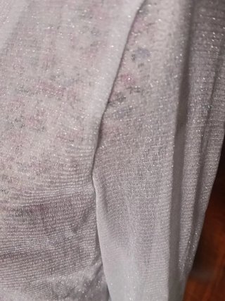 Vestido de fiesta azul y se regala chal plateado.