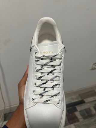 Alexander McQueen Sneakers Blancas