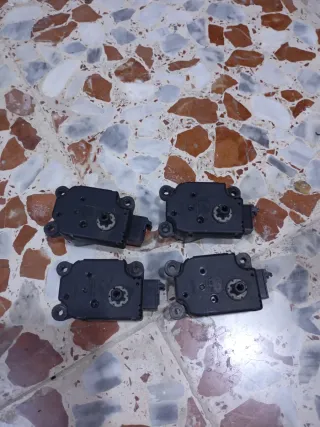 Motor trampilla climatizador Mercedes W203