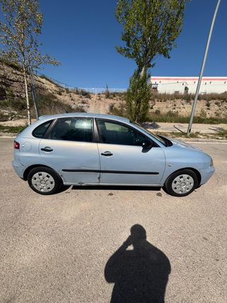 SEAT IBIZA 2003