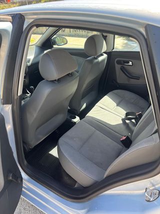 SEAT IBIZA 2003