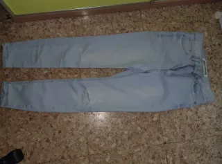Pantalón vaquero Zara mujer Talla M