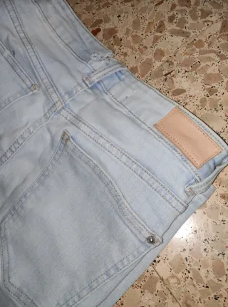 Pantalón vaquero Zara mujer Talla M