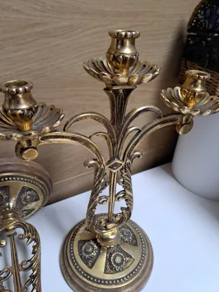 Candelabro de metal y mármol. Pareja