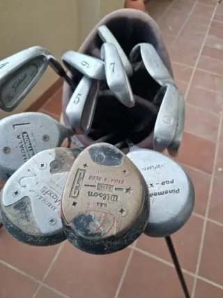 Wilson Ultra golf clubs with graphite shafts