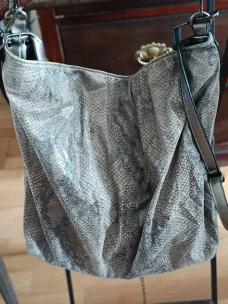 Bolso Grande Imitación Serpiente Beige/Plata