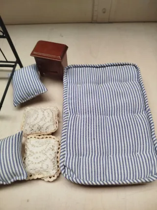 Juego de cama casa de muñecas