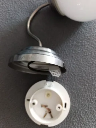 Lámpara de pared globo metal y cristal