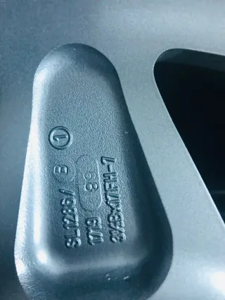 Llanta de repuesto Ferrari 360 Original