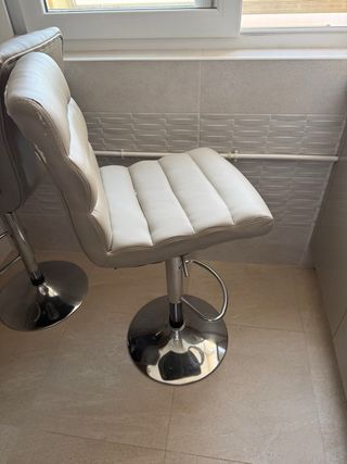 Silla de bar beige (2 piezas)