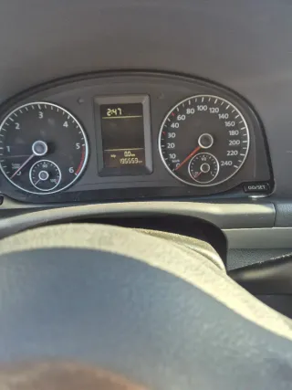 Volkswagen Touran 2011