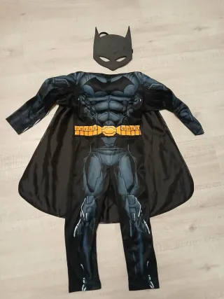 Disfraz  de h&m de Batman Talla 3-5 años