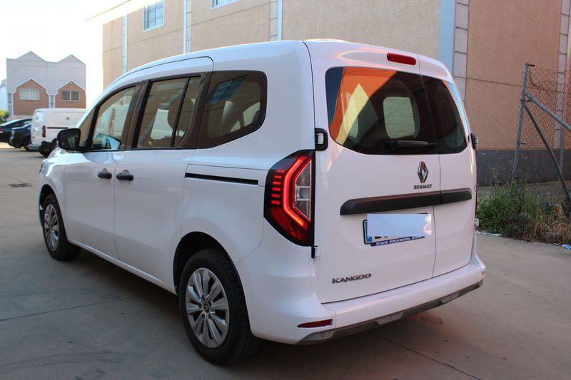 Renault Kangoo 2022, foto 9
