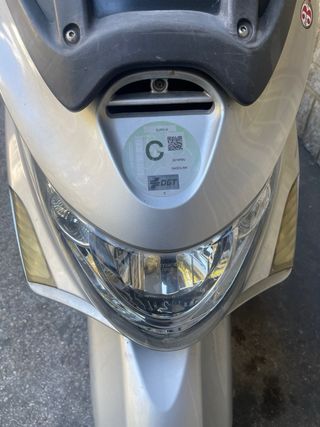 Maxi Scooter Kymco Plata