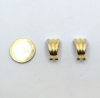 Pendiente de oro combinado de 18k, 9.35 g.