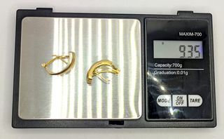 Pendiente de oro combinado de 18k, 9.35 g.