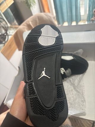 Jordan 4 Retro White Thunder Preto
