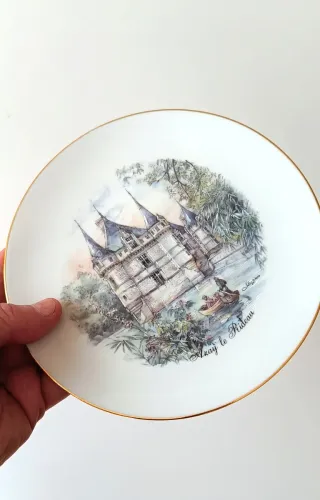 Plato Limoges Azay le Rideau