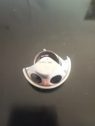 Pieza de máquina de coser vintage ALFA