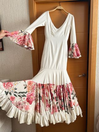 Vestido Flamenca Blanco Volante Flores